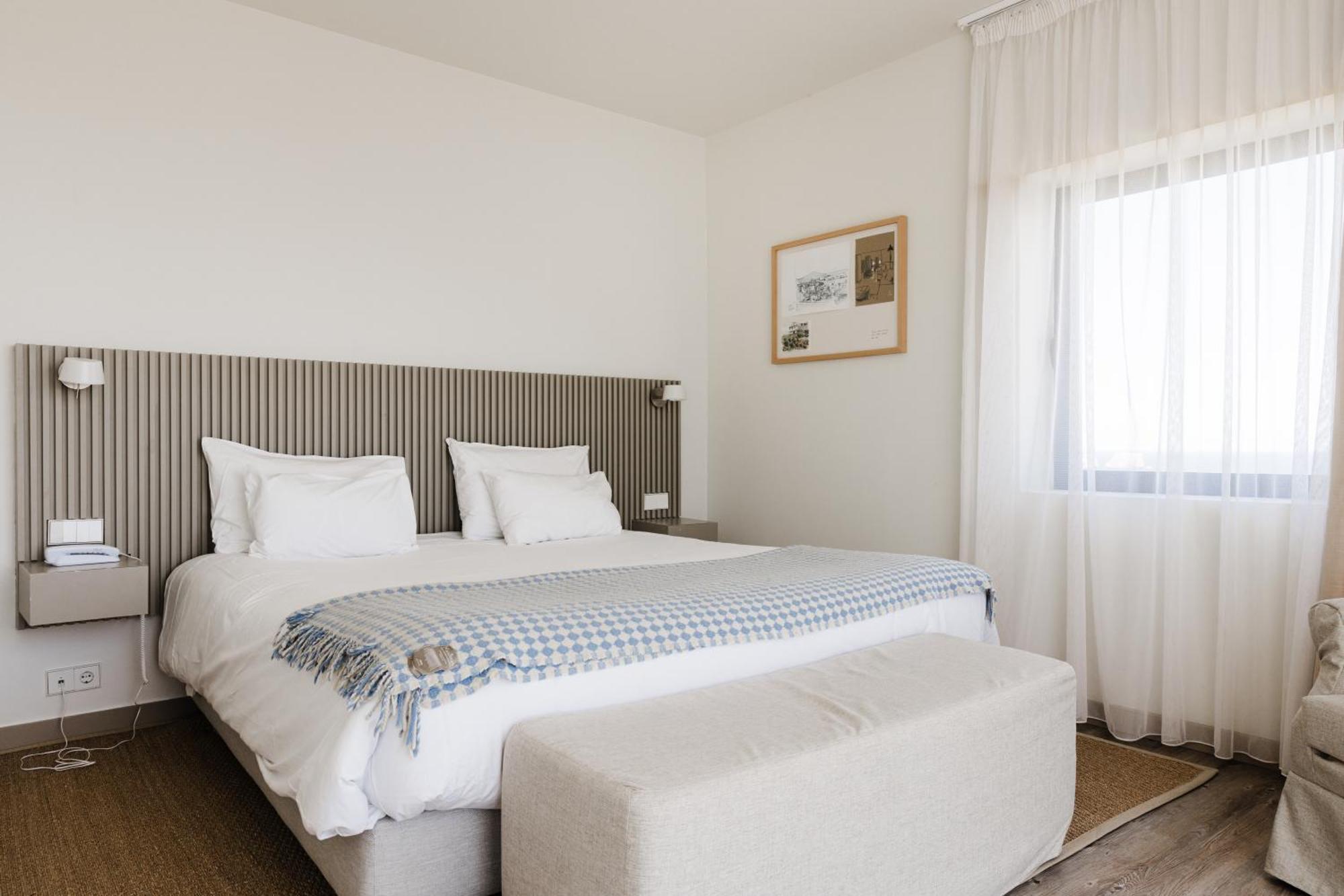 Two-Bedroom Suite with Sea View,1550323201:JPEG